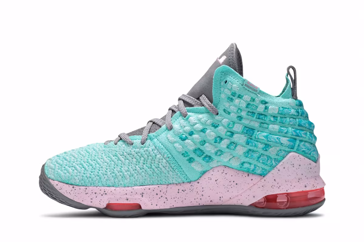 Nike LeBron 17 GS South Beach, view 4