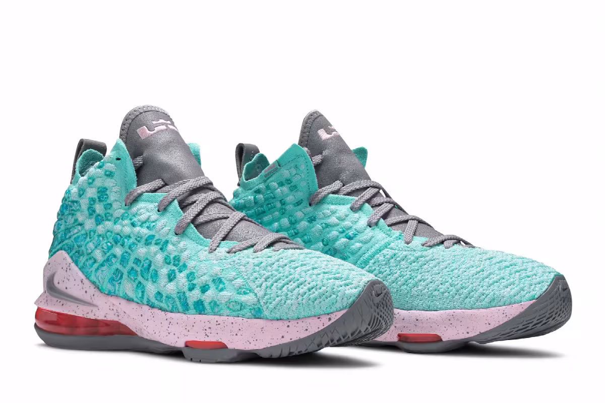 Nike LeBron 17 GS South Beach, view 9