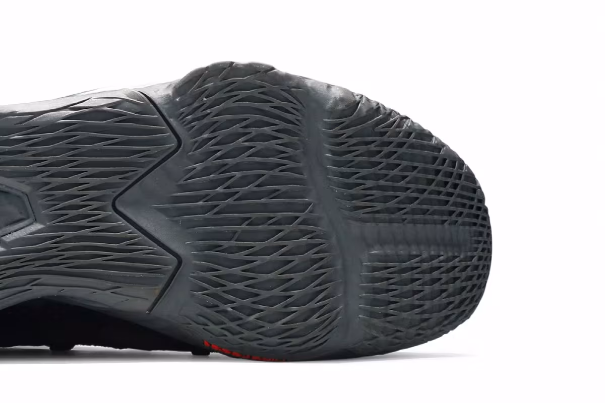 Nike Lebron 17 Low EP Bred, view 6