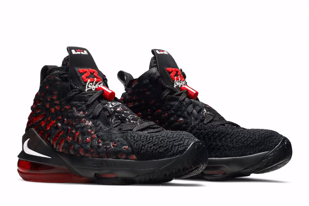 Nike LeBron 17 GS Infrared VI, view 9