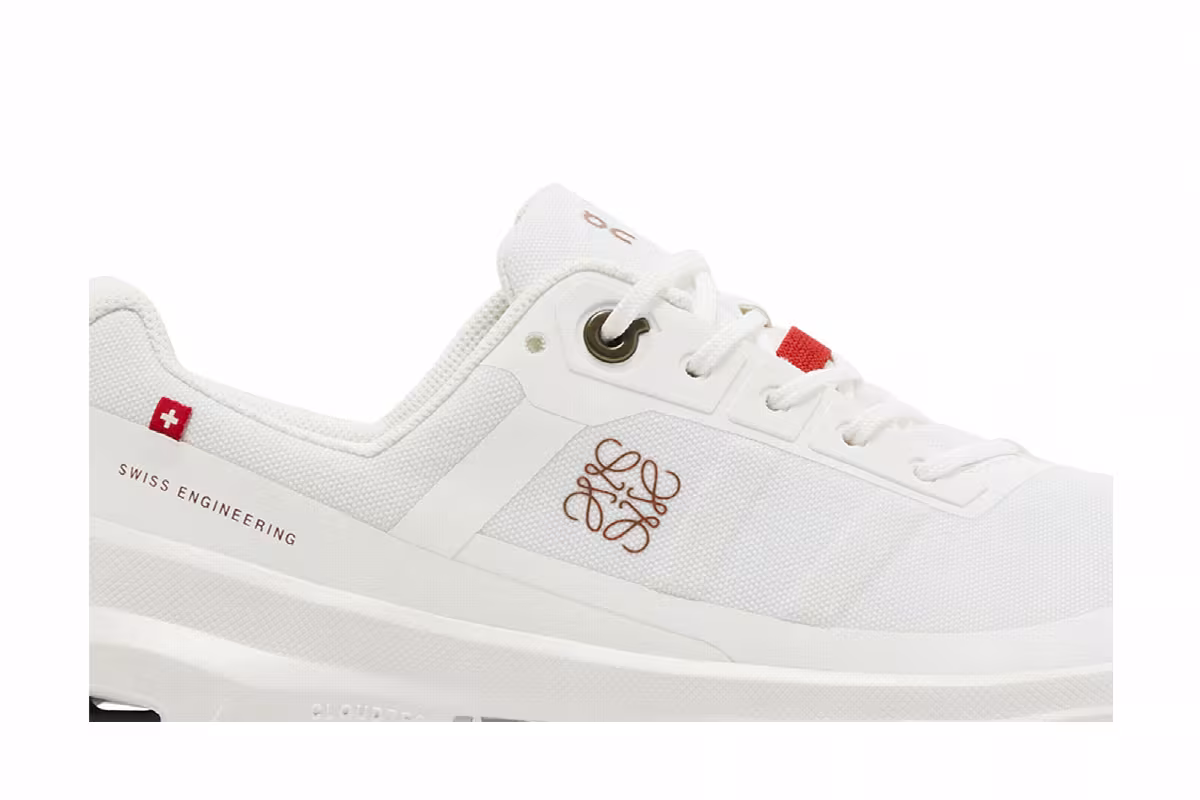 Loewe x ON Women's Cloudventure White, view 3