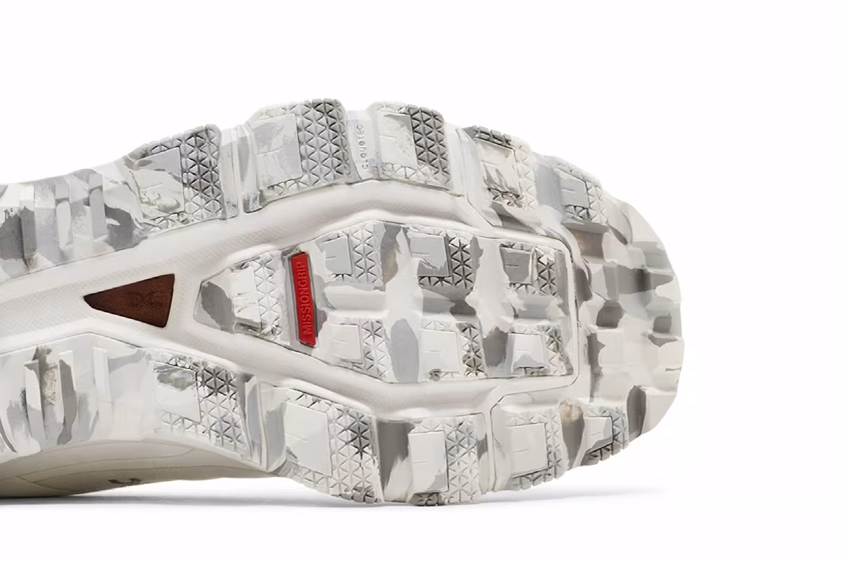 Loewe x ON Women's Cloudventure White, view 6