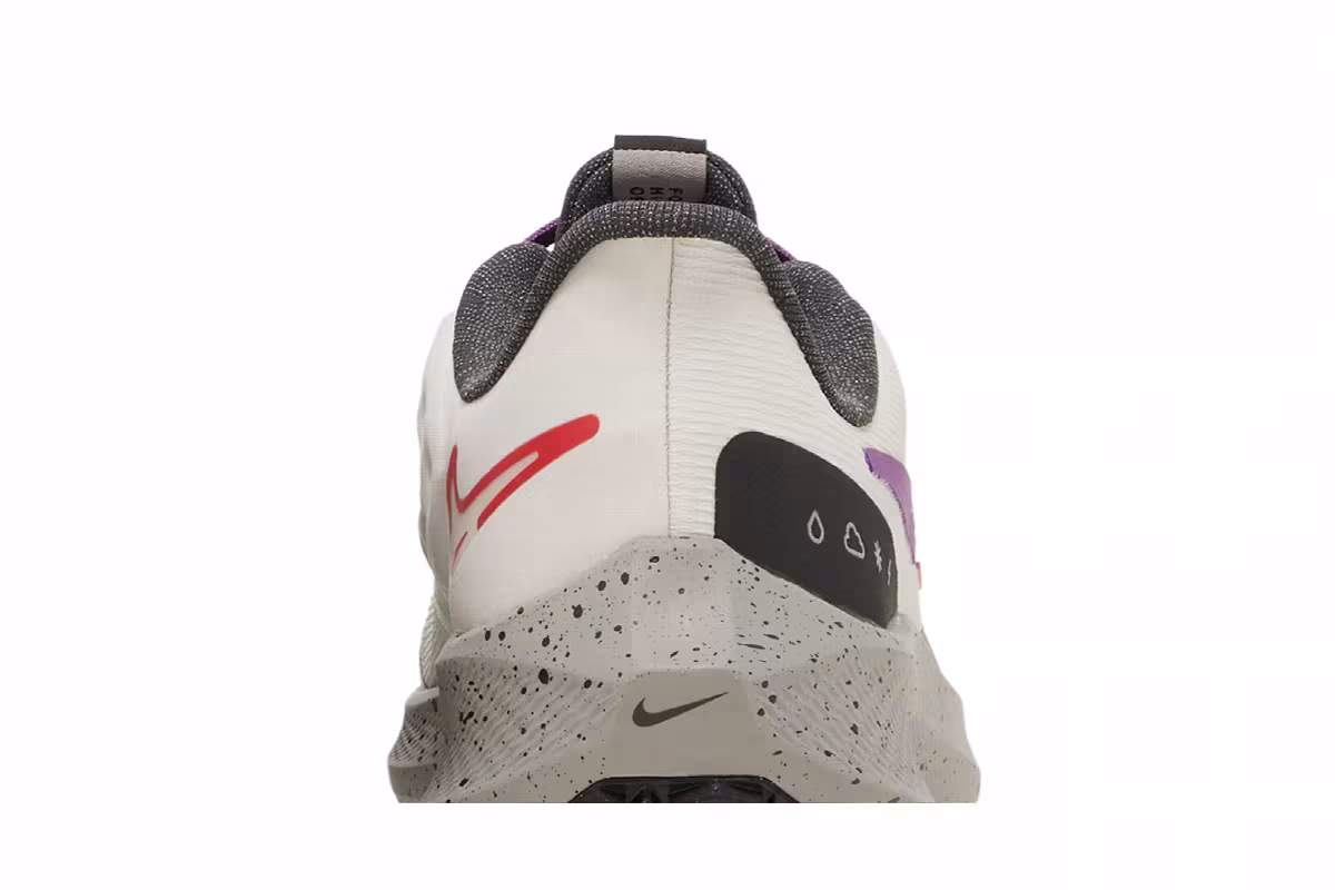 Nike Women's Air Zoom Pegasus 39 Shield Light Bone Vivid Purple, view 8
