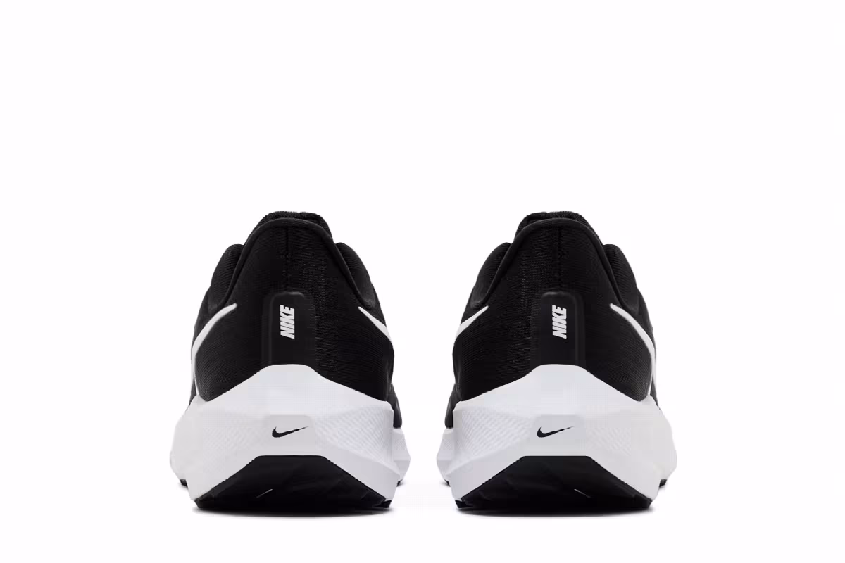 Nike Women's Air Zoom Pegasus 39 TB Black White, view 7