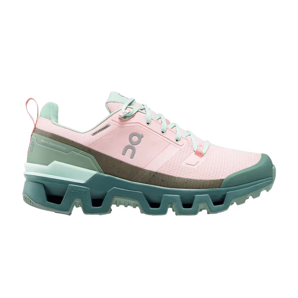 ON Women's Cloudwander Waterproof Doe Ivy
