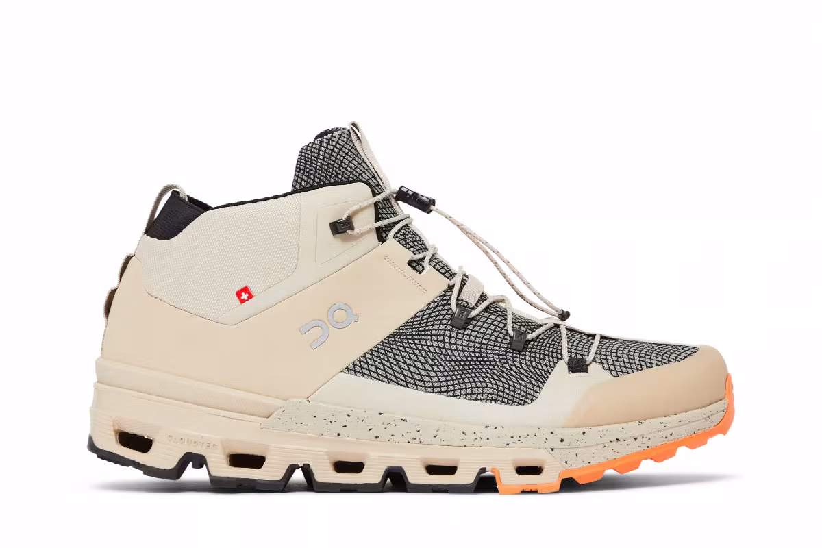 ON Women's Cloudtrax Sensa Sand Flame, view 2