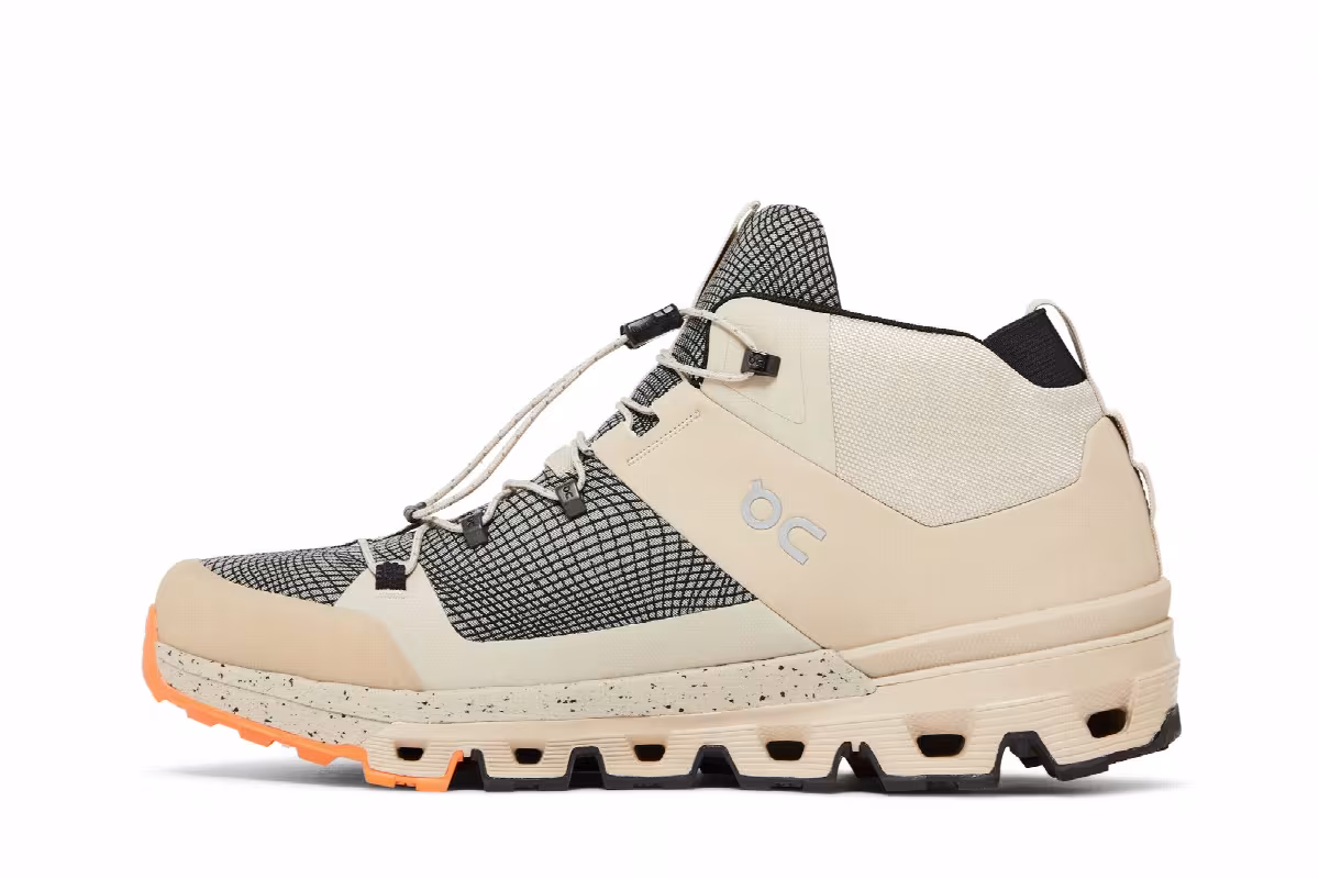 ON Women's Cloudtrax Sensa Sand Flame, view 4