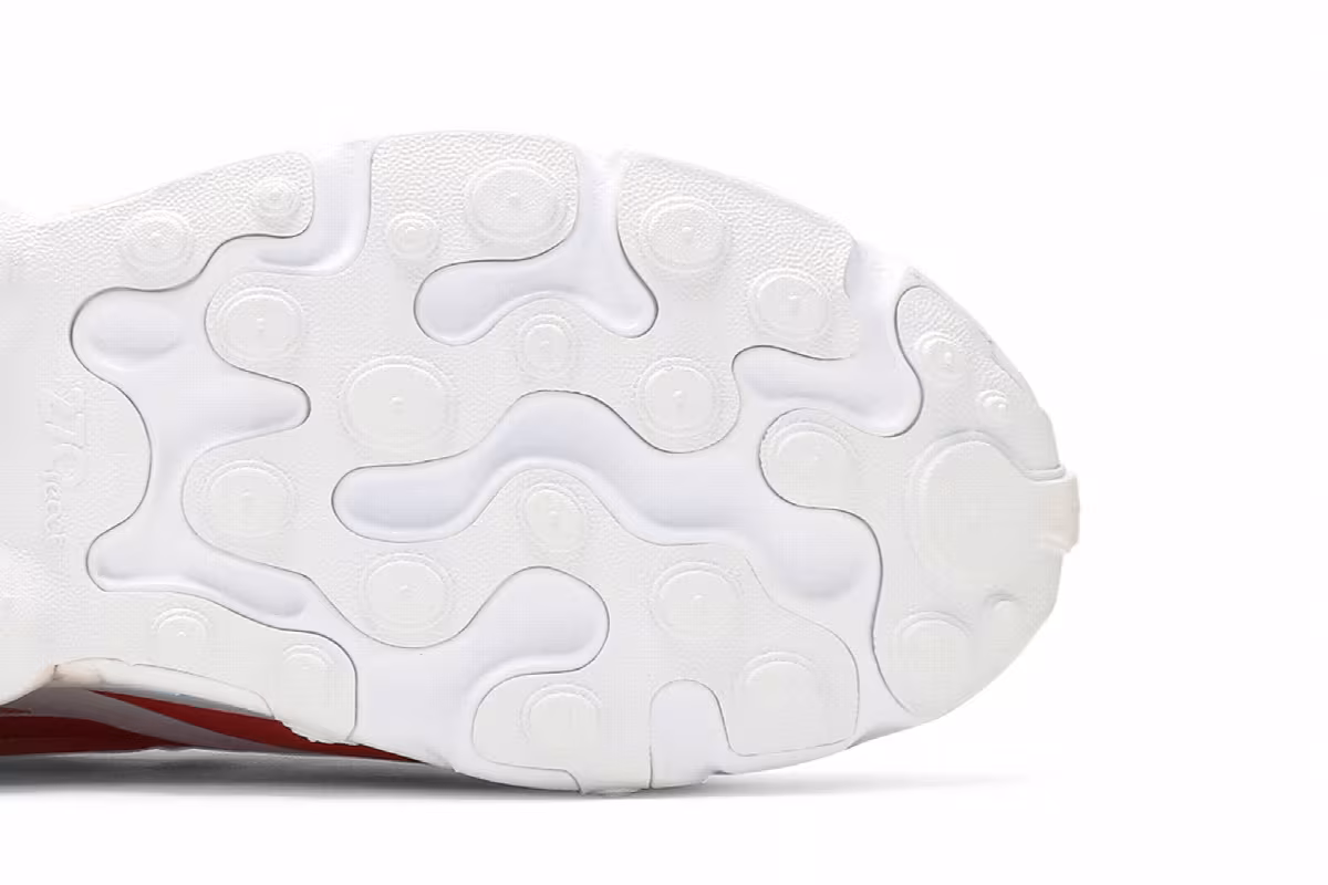 Nike Women's Air Max 270 React SE Bubble Wrap, view 6