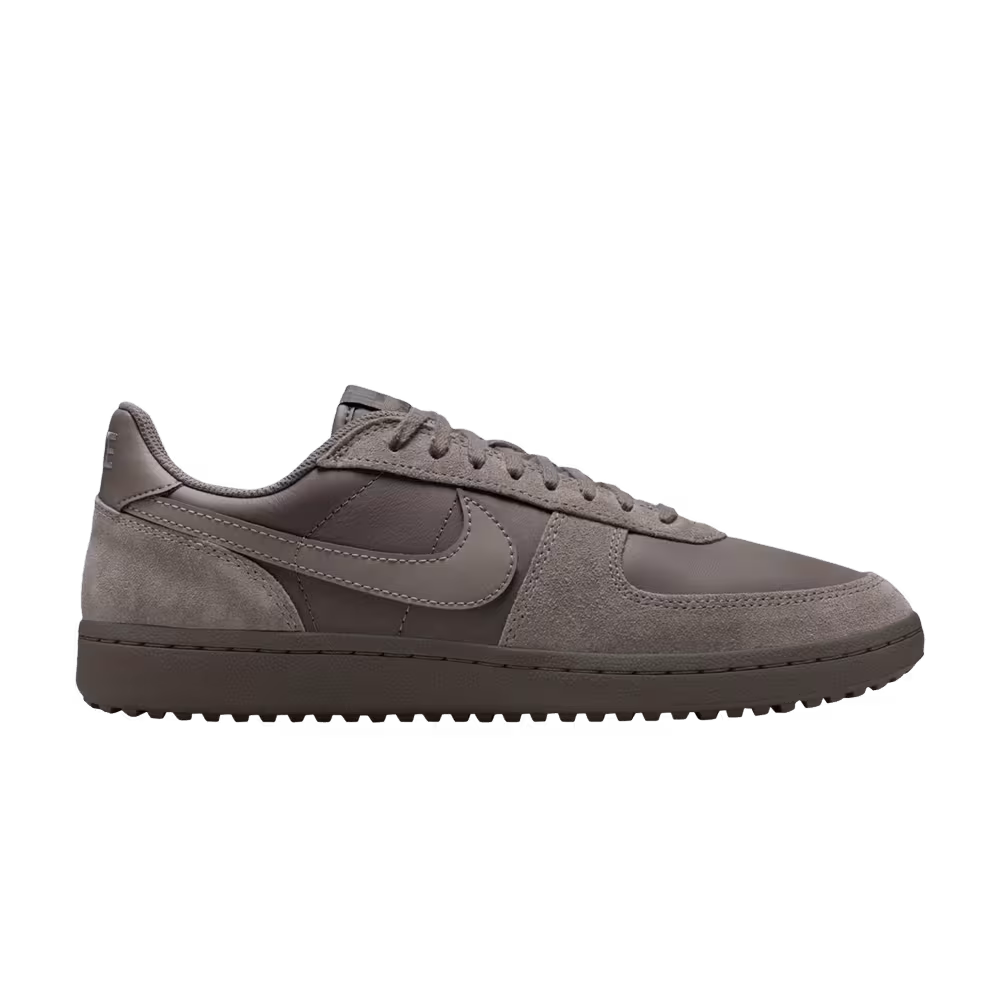 Nike Field General Cave Stone