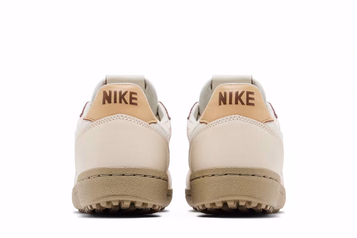 Nike Women's Field General 82 Woven, view 7