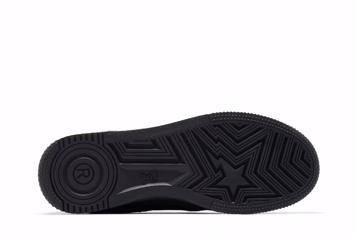GOAT Exclusive Women's Bapesta Black, view 5