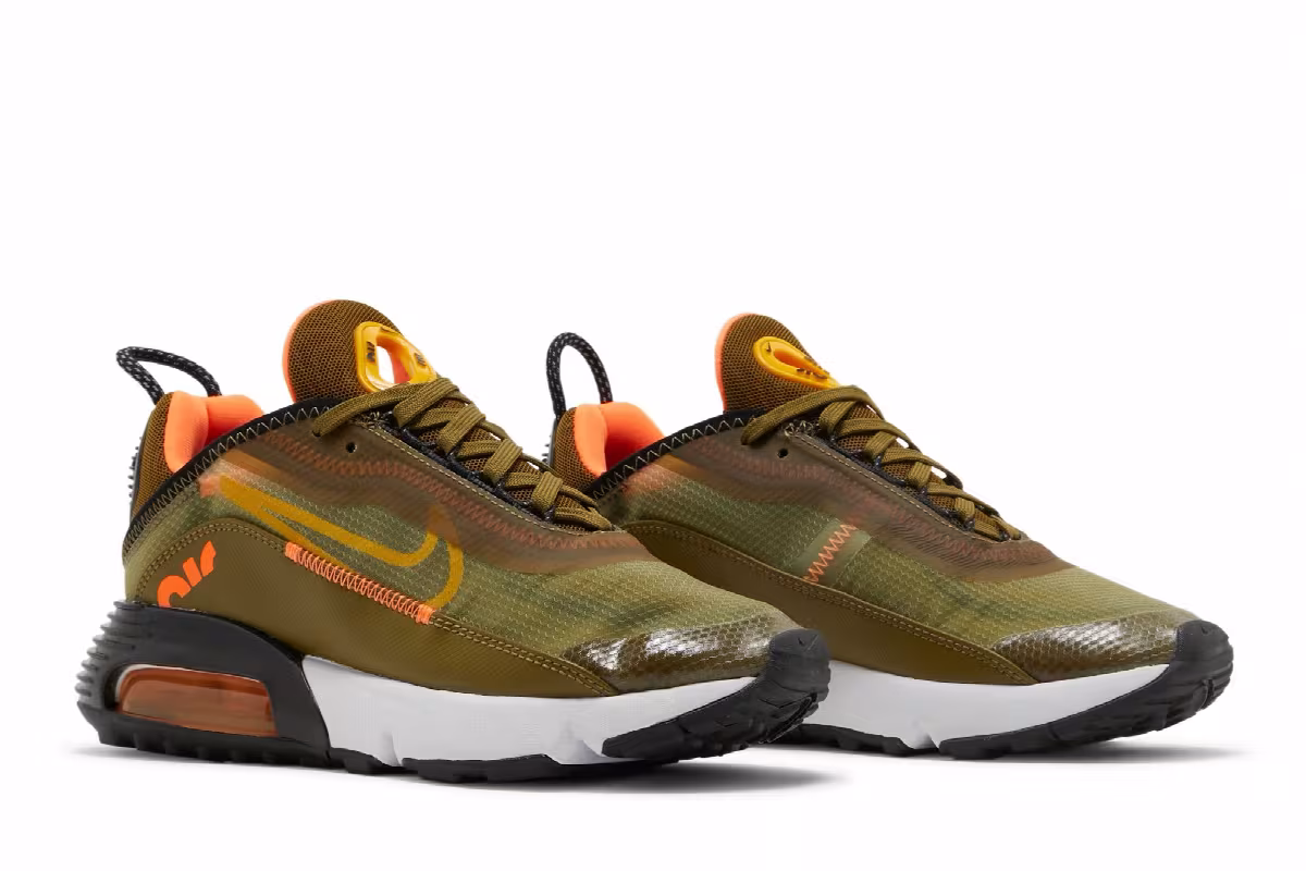 Nike Women's Air Max 2090 Olive Flak, view 9