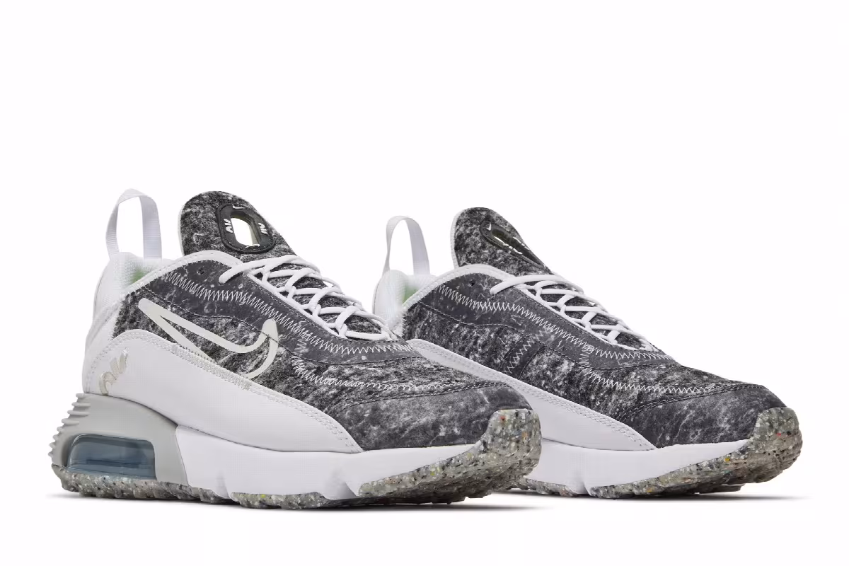 Nike Women's Air Max 2090 SE White Light Smoke Grey, view 9