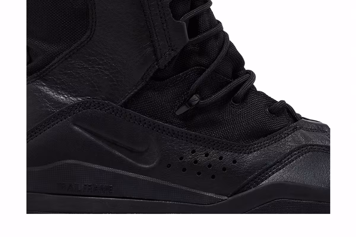 Nike 8 Inch Special Field Boot Black, view 3
