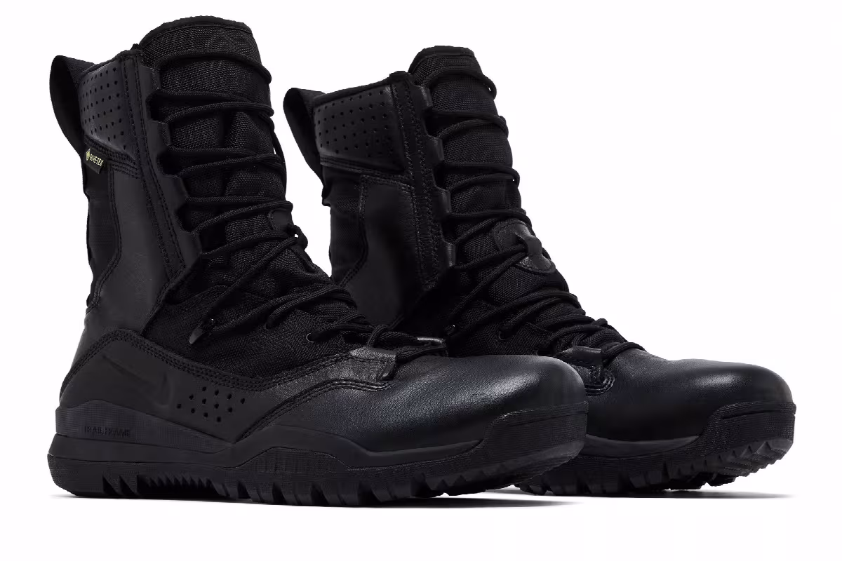 Nike 8 Inch Special Field Boot Black, view 9