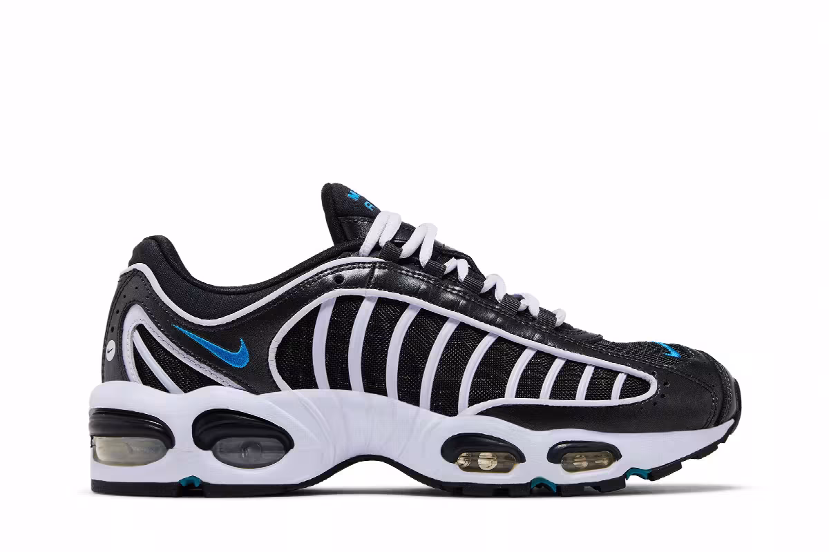Nike Women's Air Max Tailwind 4, view 2