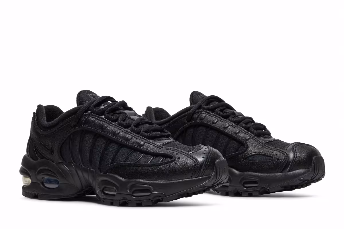 Nike Air Max Tailwind 4 GS Triple Black, view 9