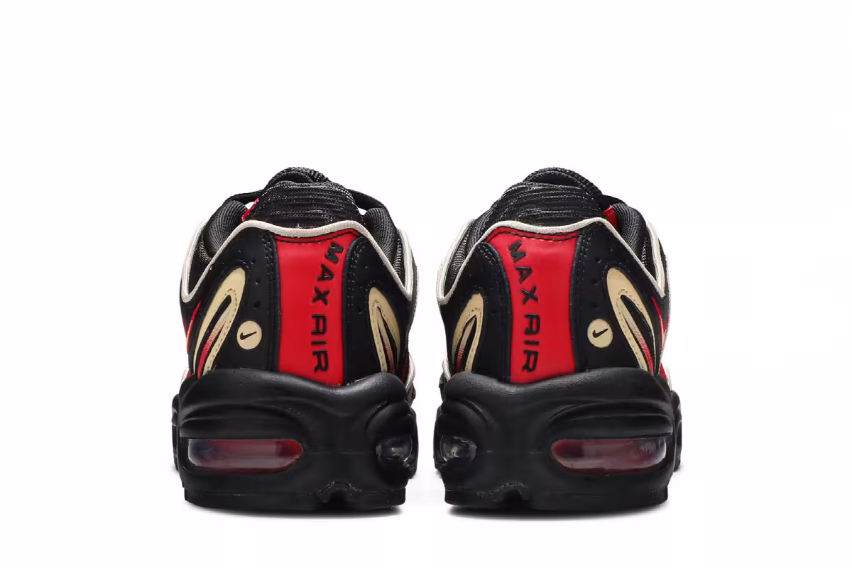 Nike Air Max Tailwind 4 Black Team Gold Red, view 7