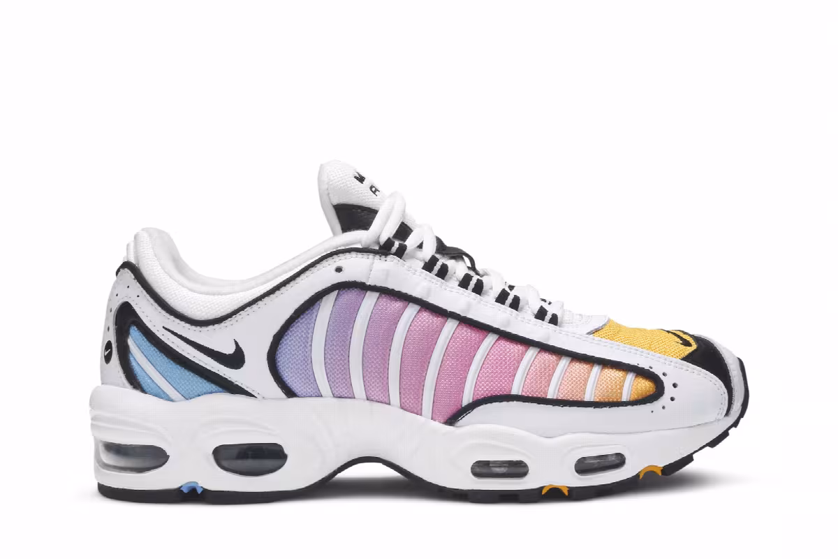 Nike Women's Air Max Tailwind 4 Summer Gradient, view 2
