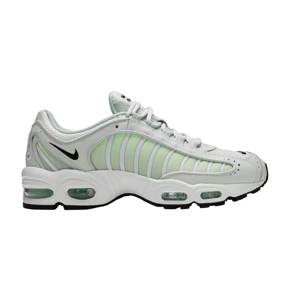 Nike Women's Air Max Tailwind 4 Pistachio Frost