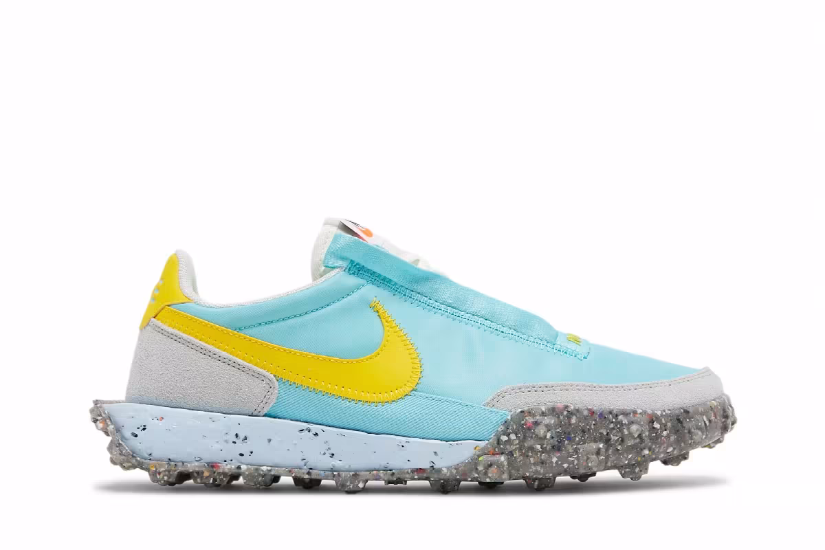 Nike Women's Waffle Racer Crater Bleached Aqua, view 2