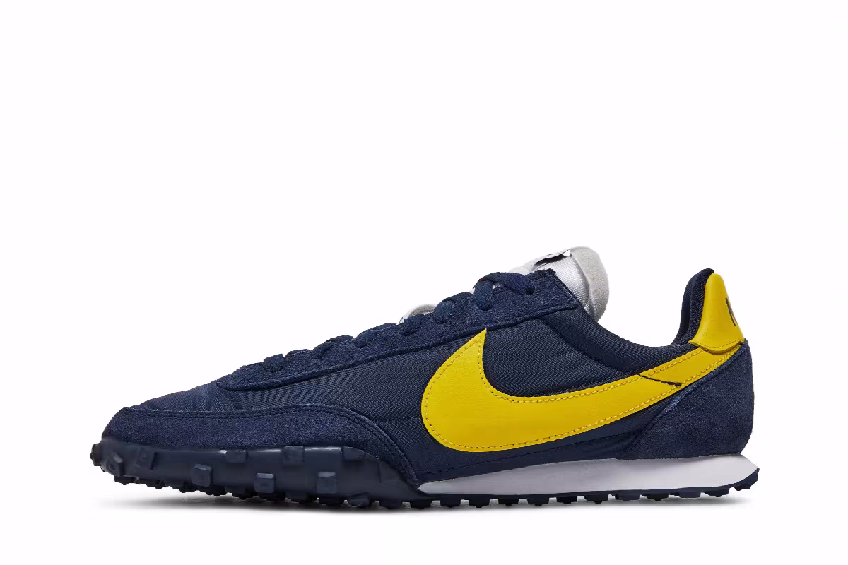 Nike Waffle Racer Obsidian Chrome Yellow, view 4