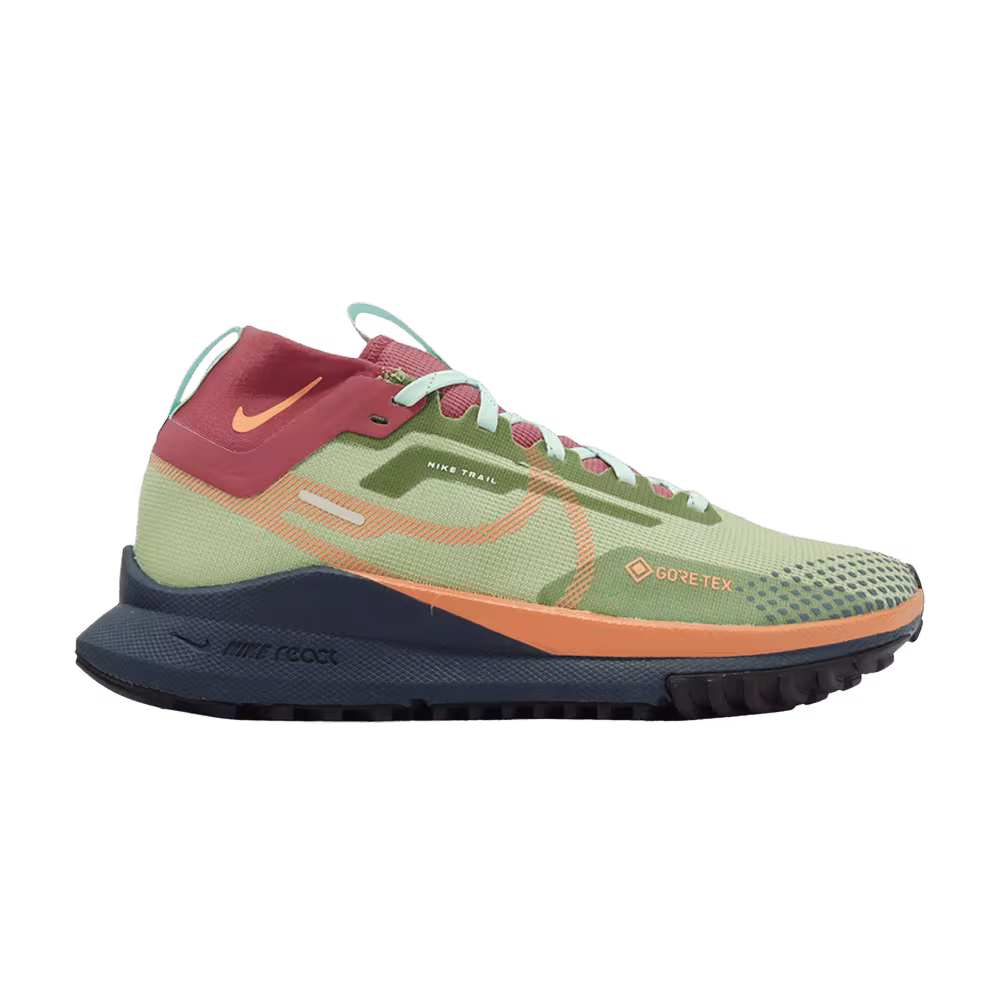 Nike Women's React Pegasus Trail 4 GORE-TEX Alligator Orange Trance