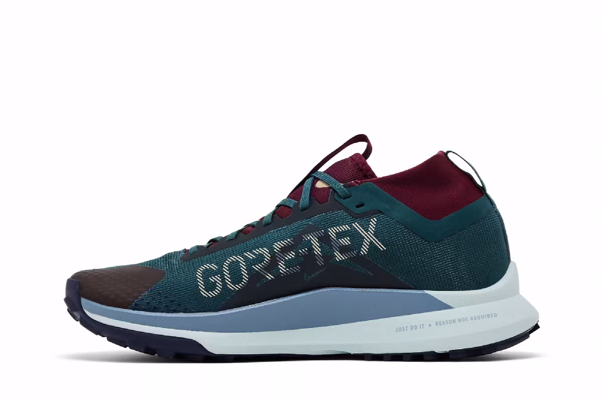Nike React Pegasus Trail 4 GTX V2 Deep Jungle Khaki Night Maroon, view 4