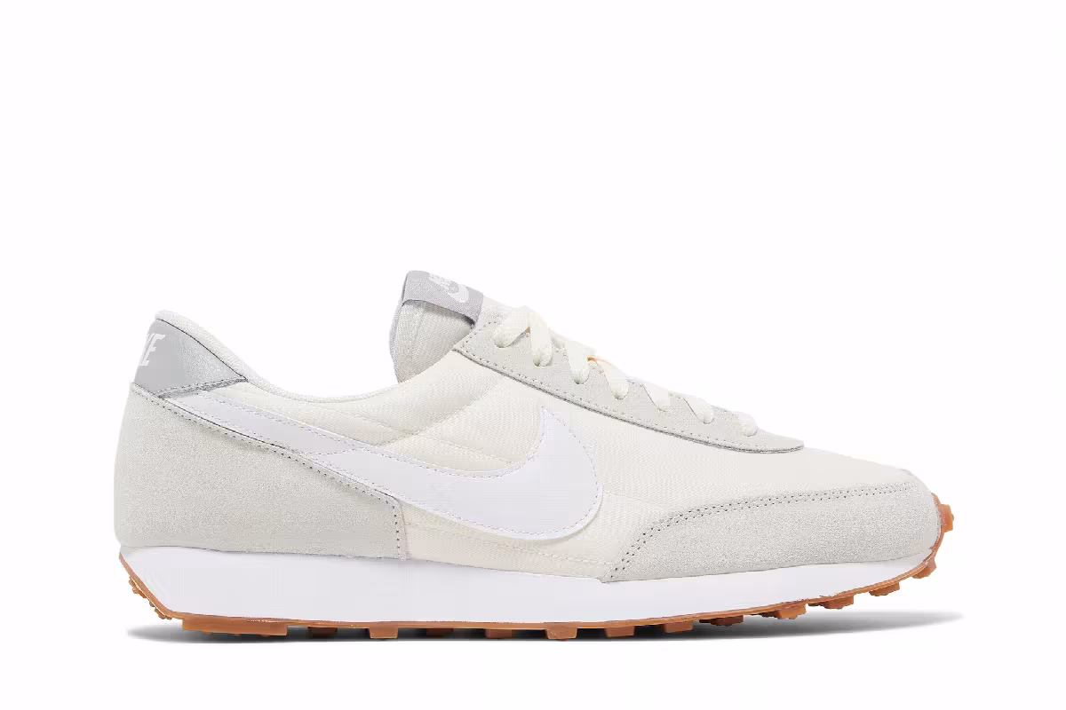 Nike Women's Daybreak White Gum, view 2
