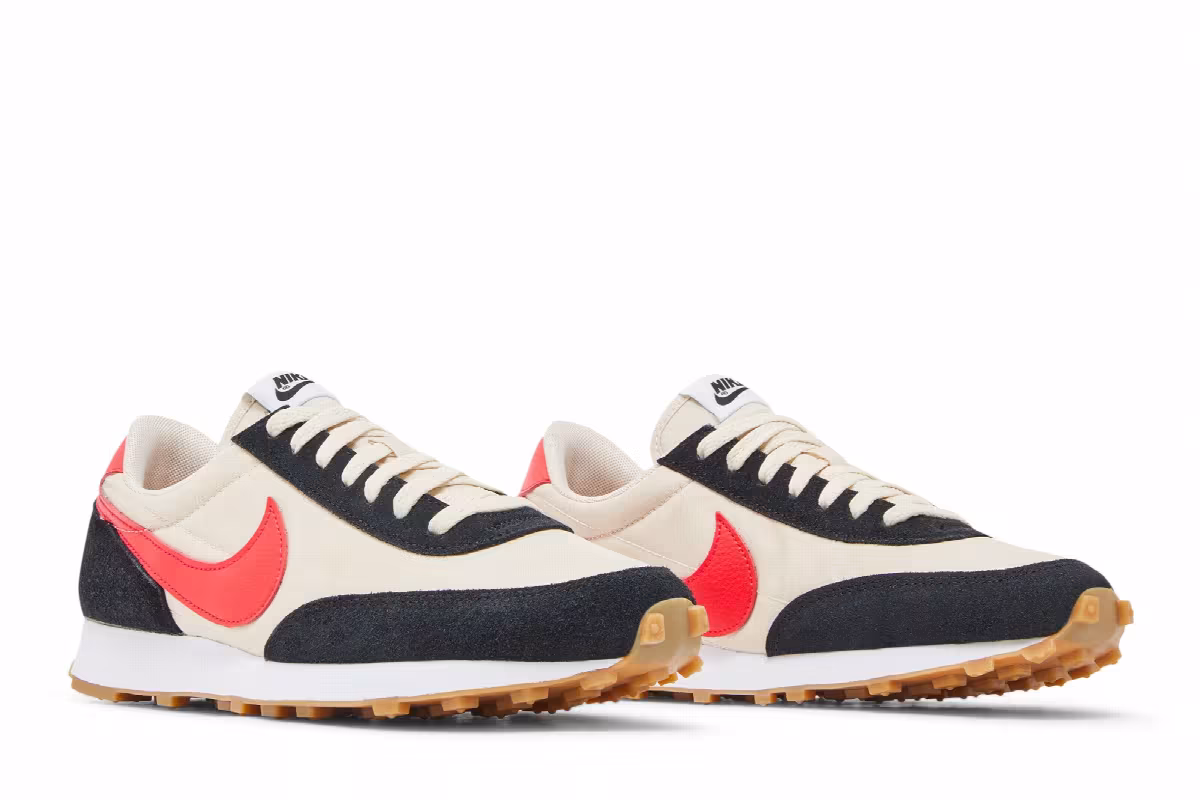 Nike Women's Daybreak Siren Red, view 9