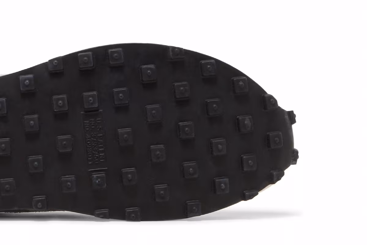 Nike Women's Daybreak SE Zebra Print, view 6