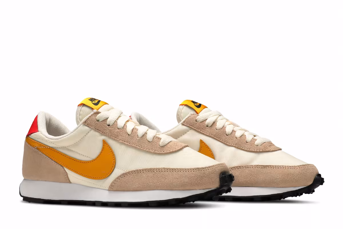 Nike Women's Daybreak Pale Ivory Shimmer, view 9