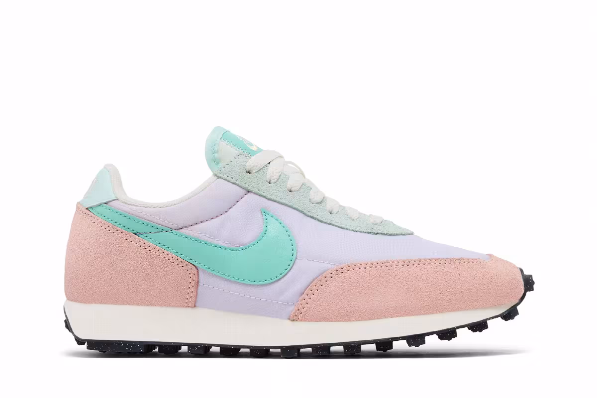 Nike Women's Daybreak Pastel, view 2