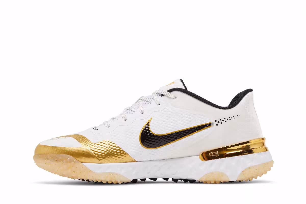 Nike Alpha Huarache Elite 3 Turf White Metallic Gold, view 4