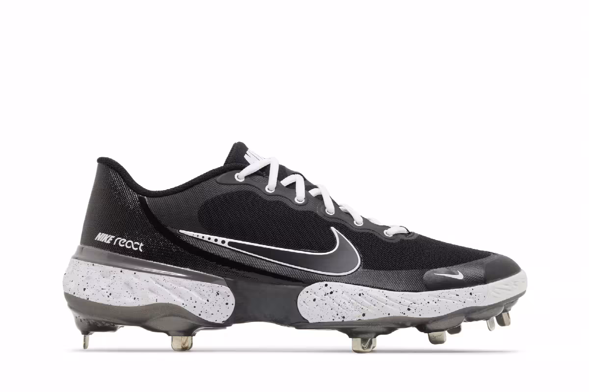Nike Alpha Huarache Elite 3 Low Black White, view 2