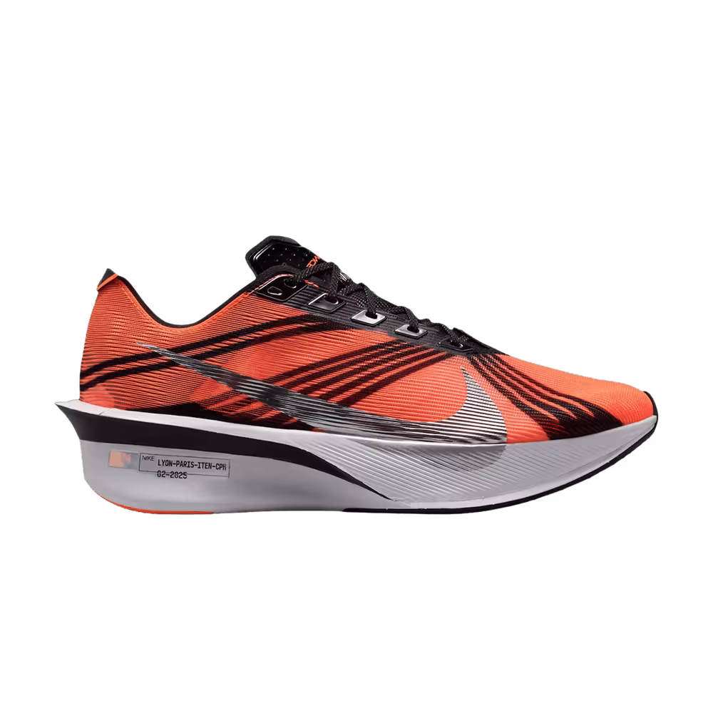 Distance x Nike ZoomX Vaporfly NEXT% Total Orange