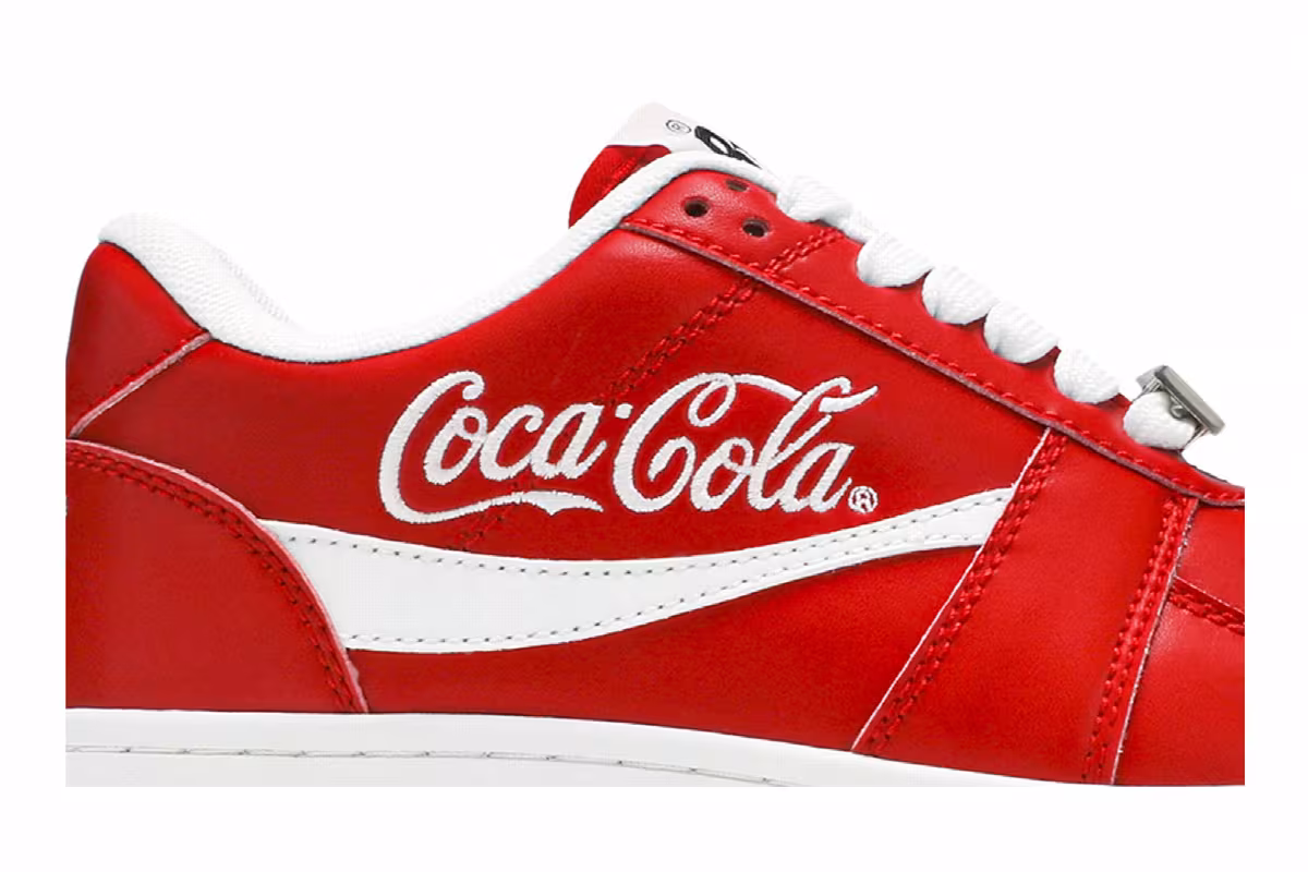 Coca-Cola x Bapesta Low Red, view 3