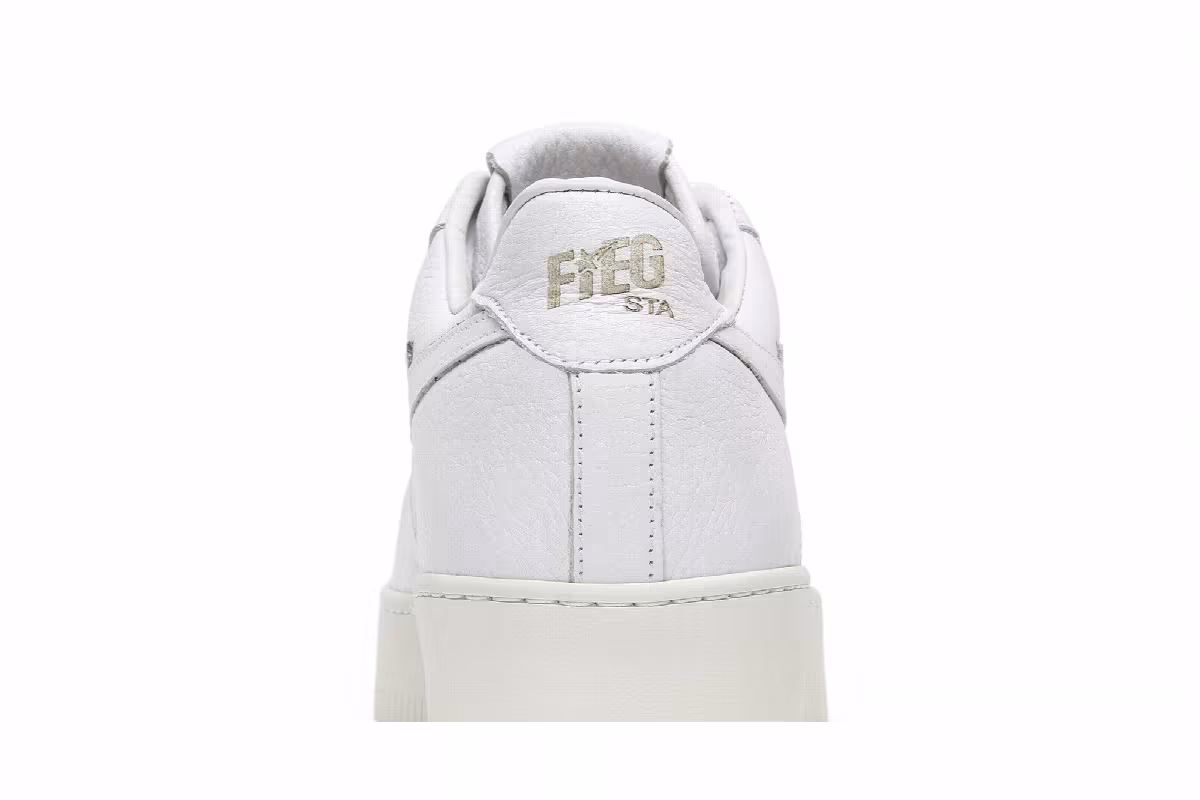 Ronnie Fieg x Bapesta Low White, view 8