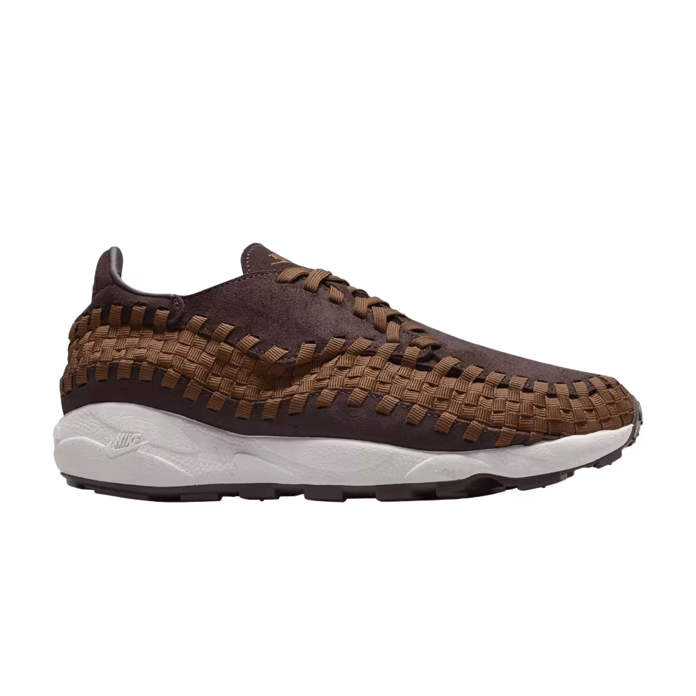 Nike Women's Air Footscape Woven Earth