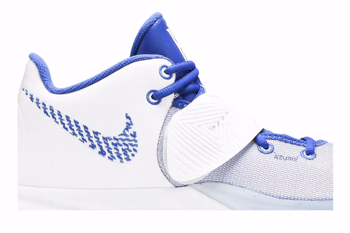 Nike Kyrie Flytrap 3 White Varsity Royal, view 3