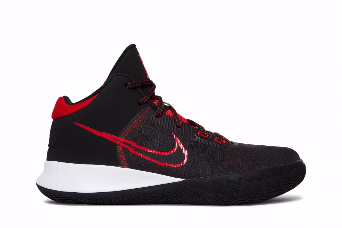 Nike Kyrie Flytrap 4 EP Bred, view 2