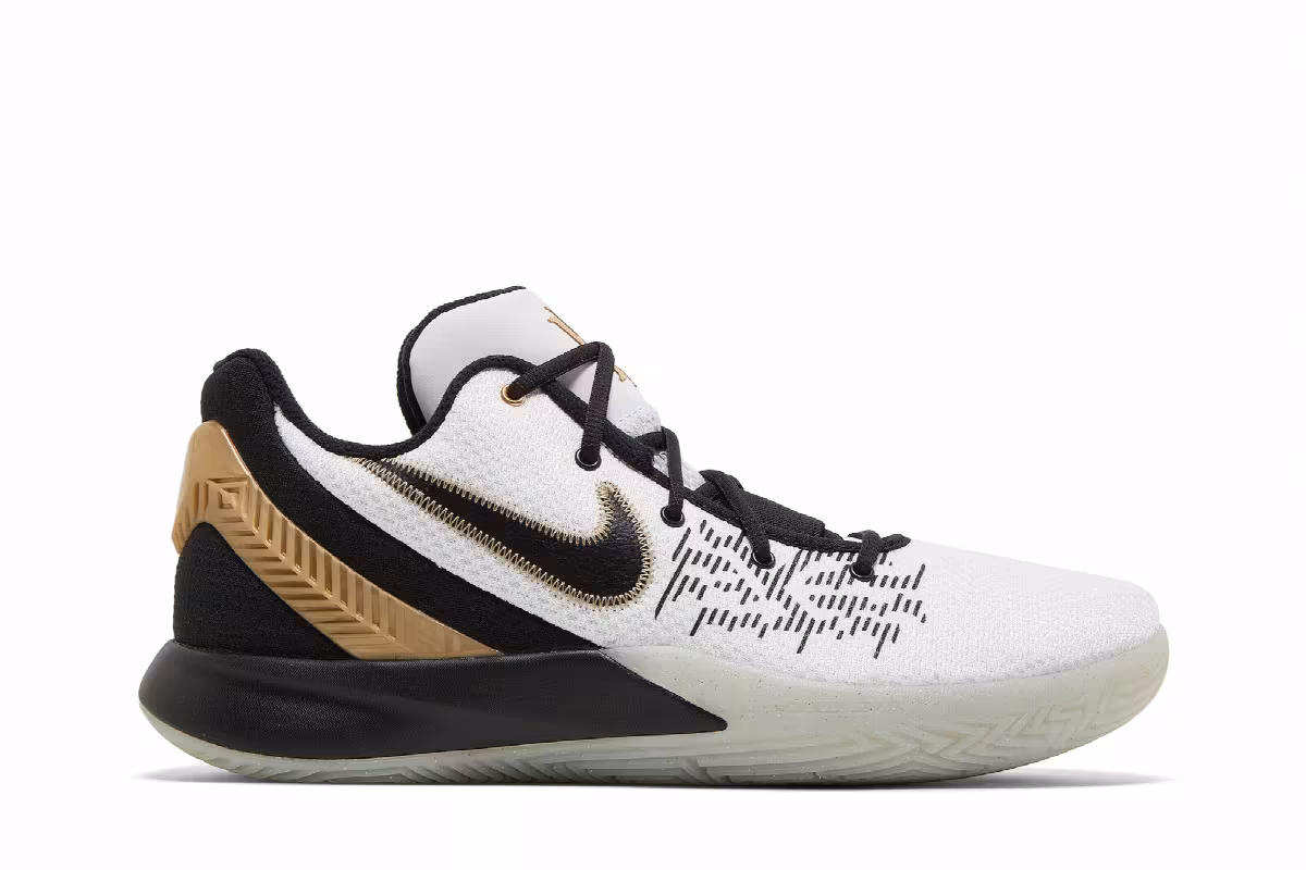 Nike Kyrie Flytrap 2 EP Metallic Gold, view 2
