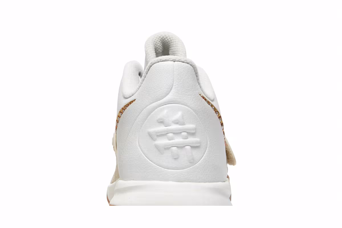 Nike Kyrie Flytrap 3 EP White Metallic Gold, view 8