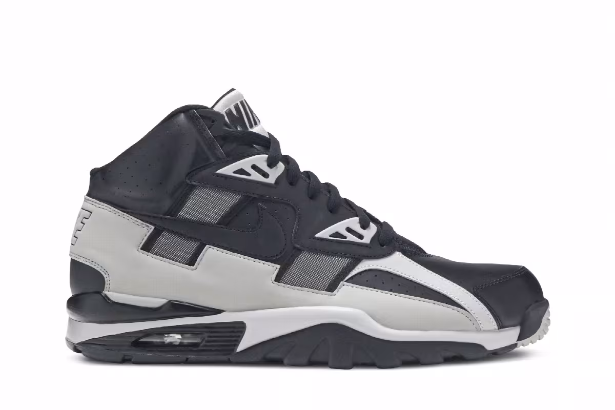 Nike Air Trainer SC High Raiders, view 2