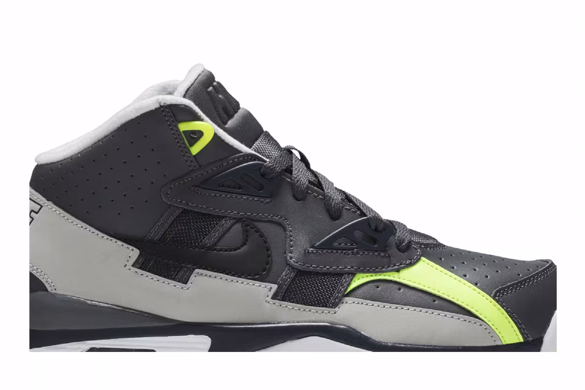 Nike Air Trainer SC GS Dark Grey Navy Volt, view 3