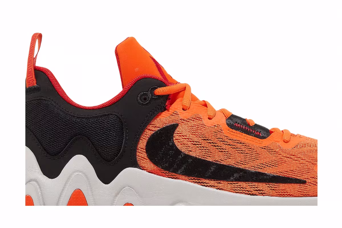 Nike Giannis Immortality 2 Safety Orange Black, view 3