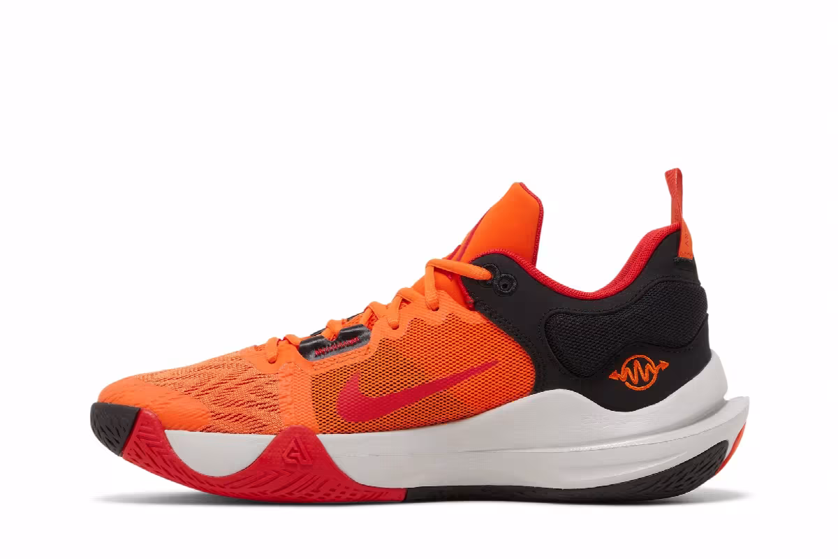 Nike Giannis Immortality 2 Safety Orange Black, view 4