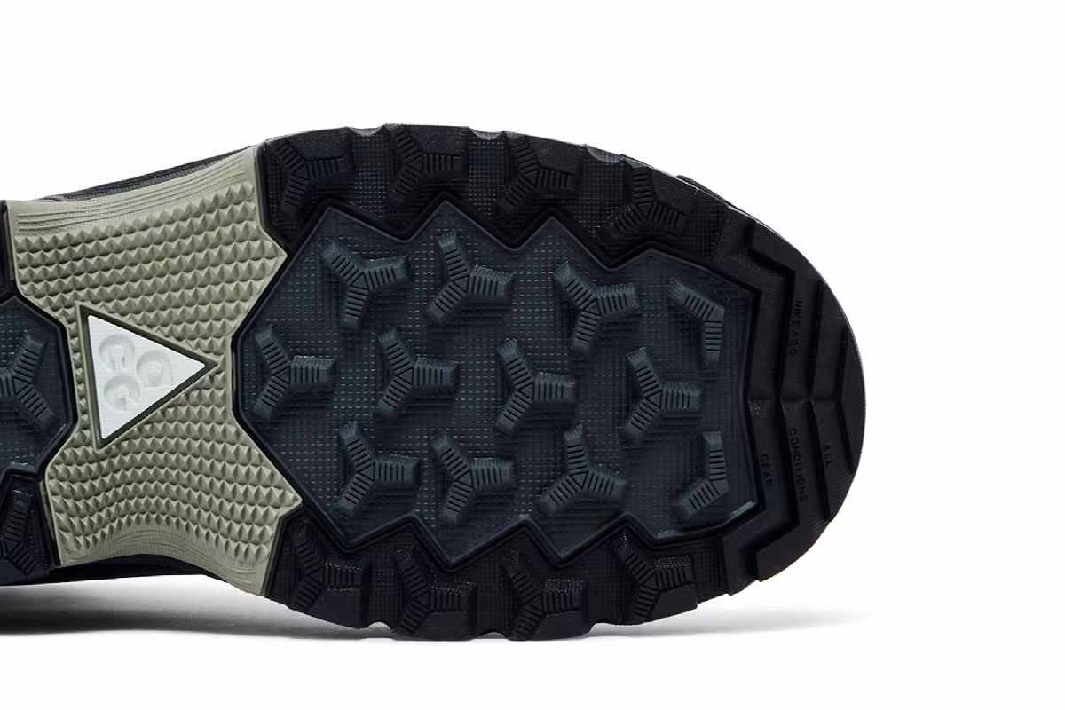 Nike ACG Zoom Gaiadome GORE-TEX SE Digi Camo White Black, view 6