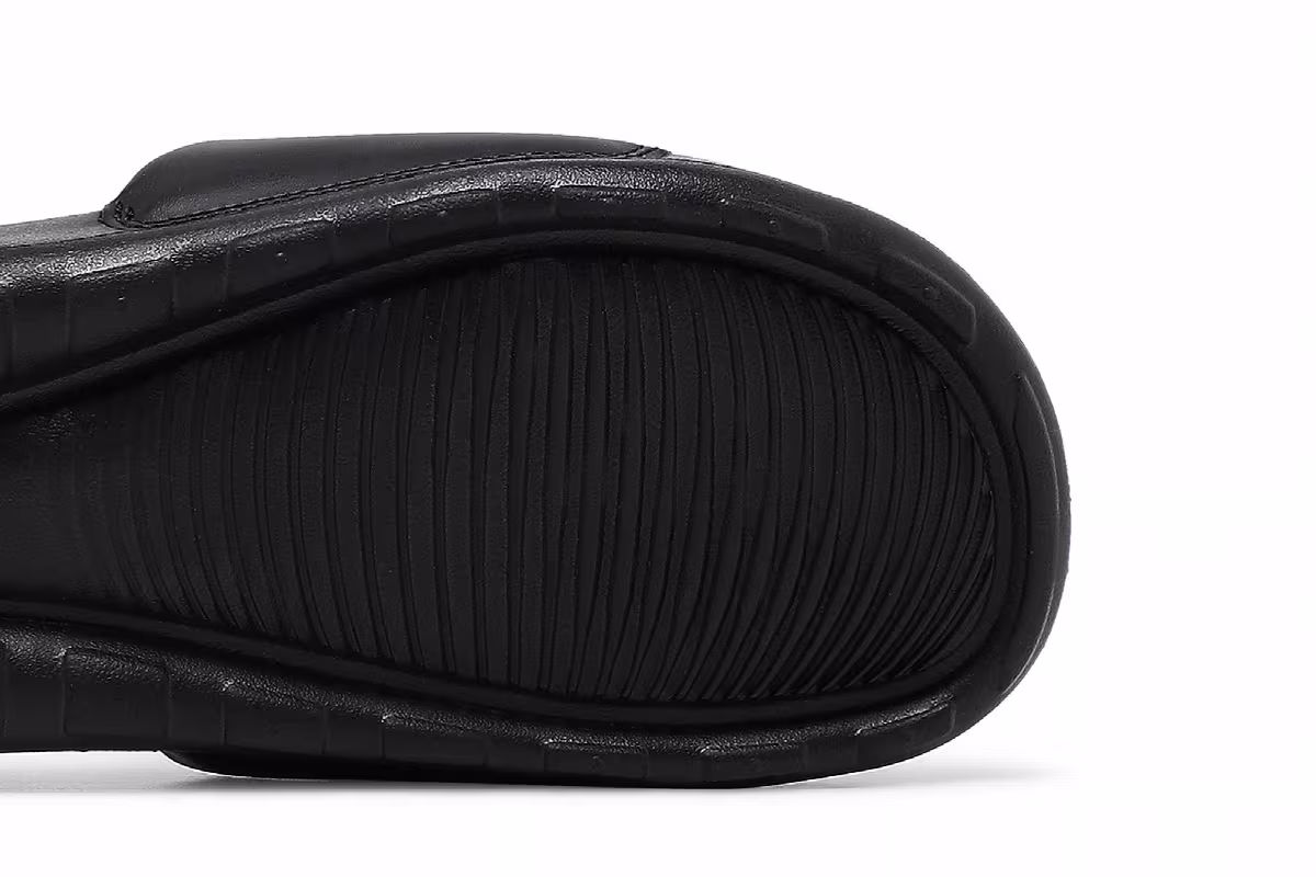 Nike Victori One Slide Triple Black, view 6