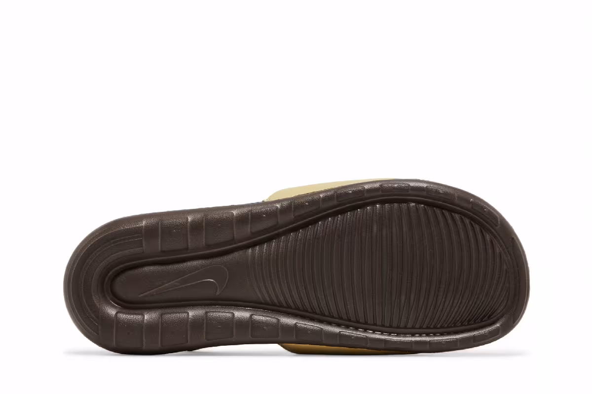 Nike Victori One Slide Wheat Grass Baroque Brown, view 5